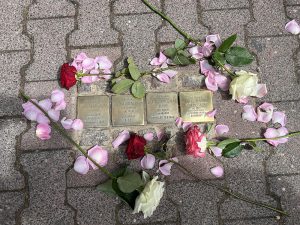 Stolpersteine für Familie Grünebaum